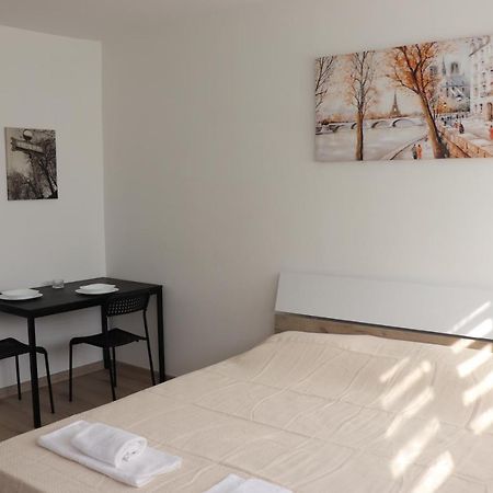 Apartman Lena Banovo Brdo Apartment Beograd Bagian luar foto