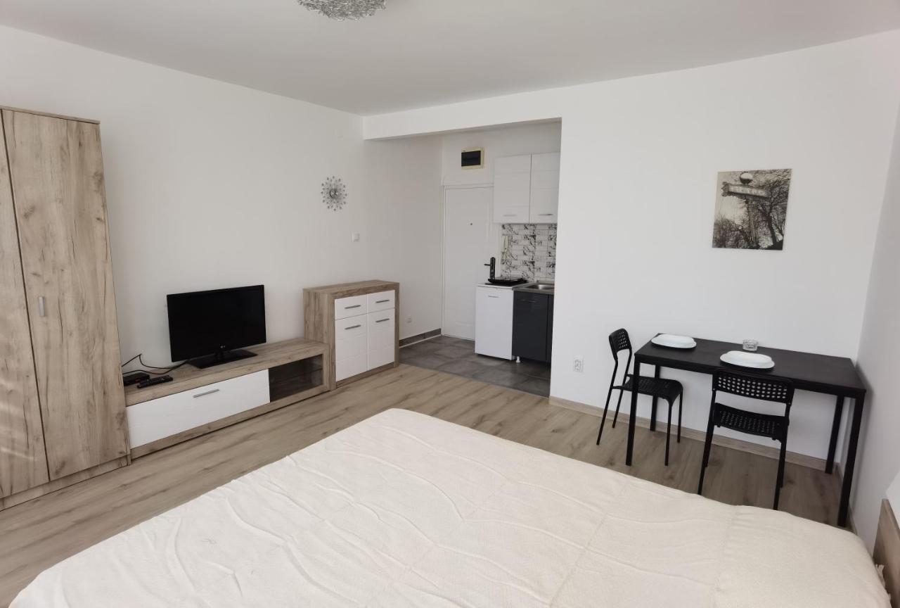Apartman Lena Banovo Brdo Apartment Beograd Bagian luar foto