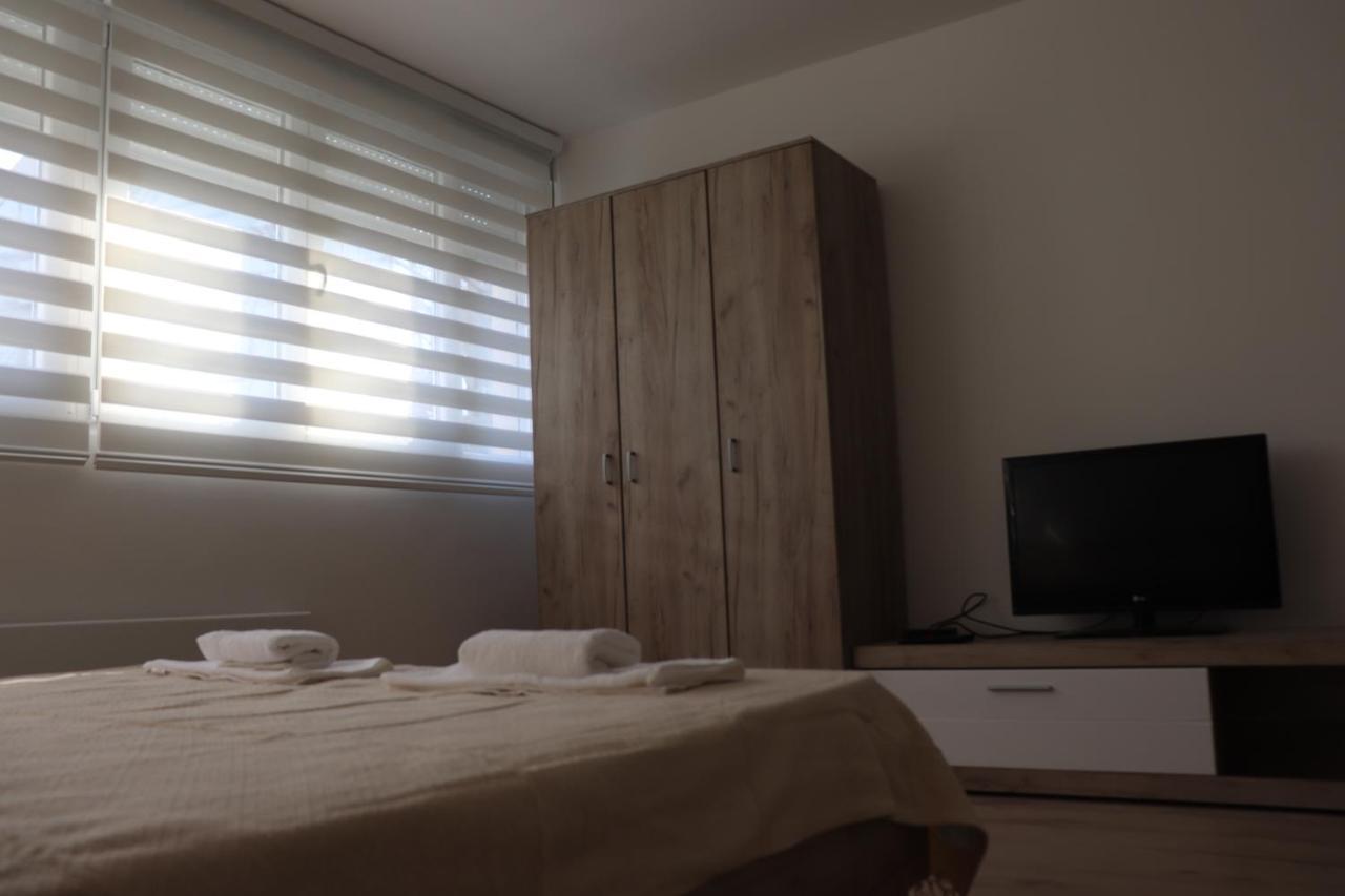 Apartman Lena Banovo Brdo Apartment Beograd Bagian luar foto